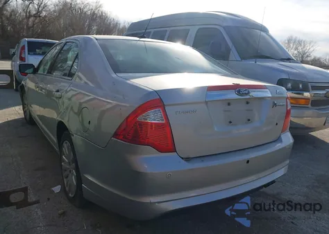 2010 Ford Fusion Hybrid from USA, damaged, VIN 3FADP0L3XAR309095